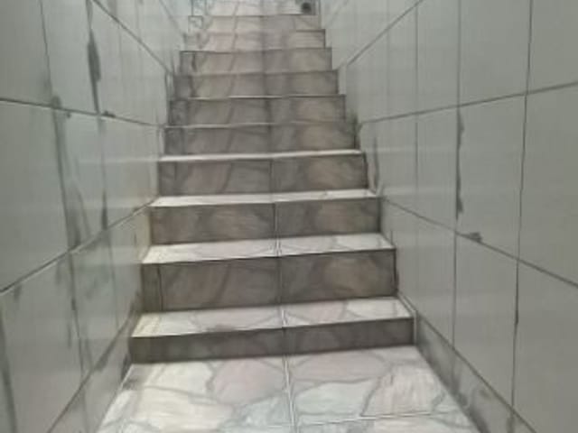 Sobrado com 125m² 5 quartos e 4 banheiros, à venda, no bairro Vila Anita Costa em Jandira