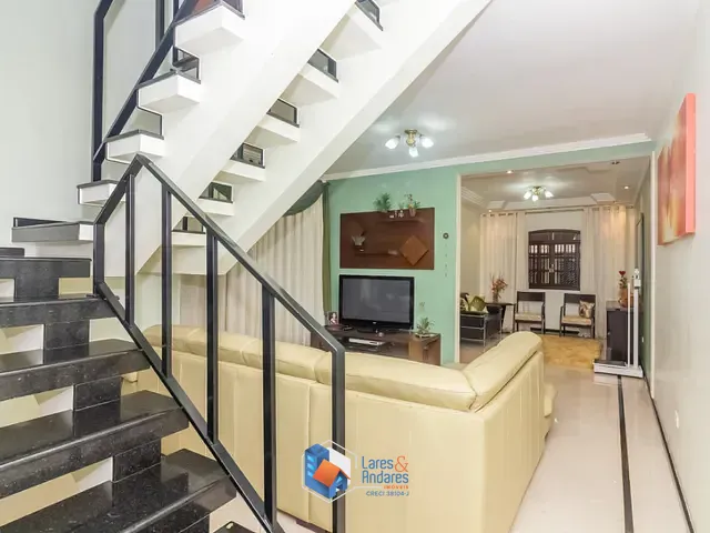 Sobrado com 250m² 4 quartos e 6 banheiros, à venda, no bairro Jardim Cotiana em São Paulo