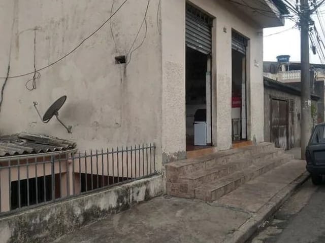 Sobrado com 276m² 3 quartos e 2 banheiros, à venda, no bairro Jardim Audir em Barueri