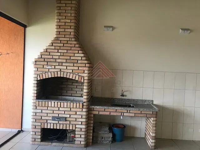 Sobrado com 125m² 5 quartos e 4 banheiros, à venda, no bairro Parque São Vicente em Mauá
