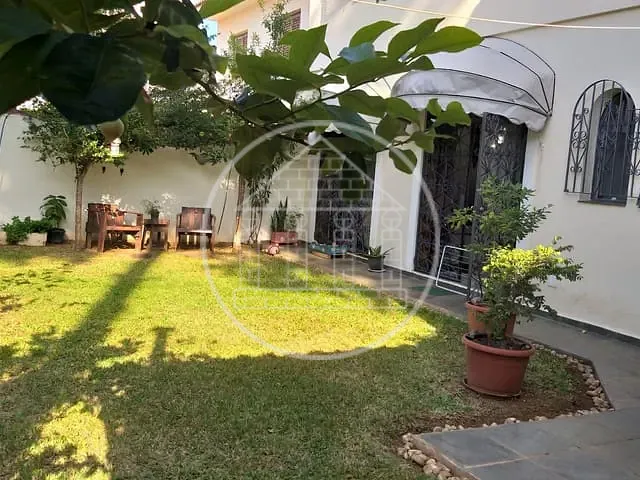 Sobrado com 345m² 4 quartos e 5 banheiros, à venda, no bairro Jardim Los Angeles em São Paulo