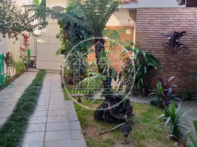 Sobrado com 345m² 4 quartos e 5 banheiros, à venda, no bairro Jardim Los Angeles em São Paulo
