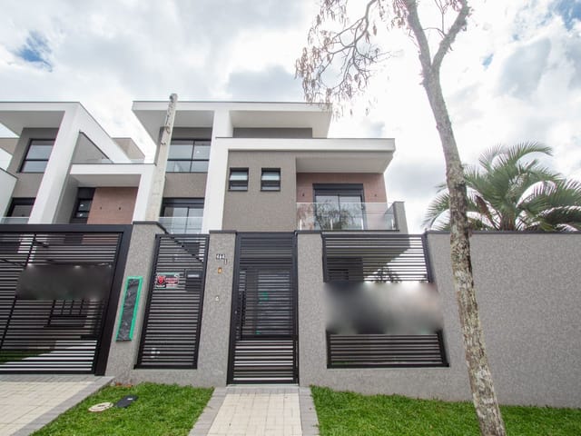 Sobrado com 238m² 3 quartos e 6 banheiros, à venda, no bairro Jardim das Américas em Curitiba