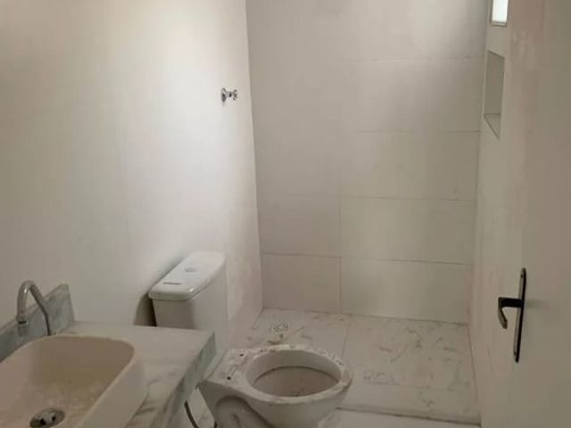 Sobrado com 450m² 2 quartos e 2 banheiros, à venda, no bairro Jaguaribe em Osasco