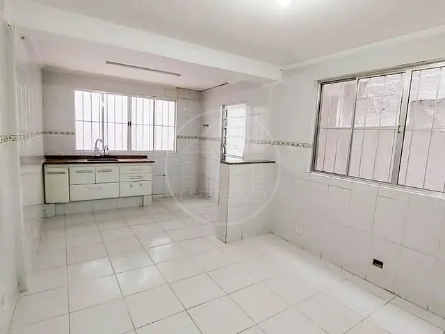 Sobrado com 150m² 3 quartos e 2 banheiros, à venda, no bairro Jardim Kioto em São Paulo