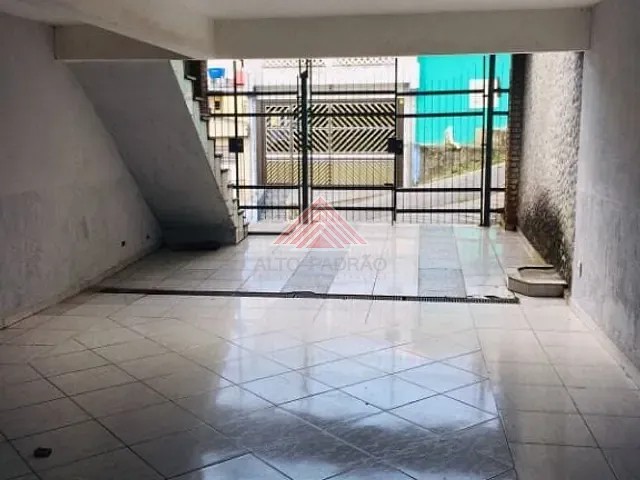Sobrado com 125m² 3 quartos e 2 banheiros, para alugar, no bairro Jardim Aracy em Mauá