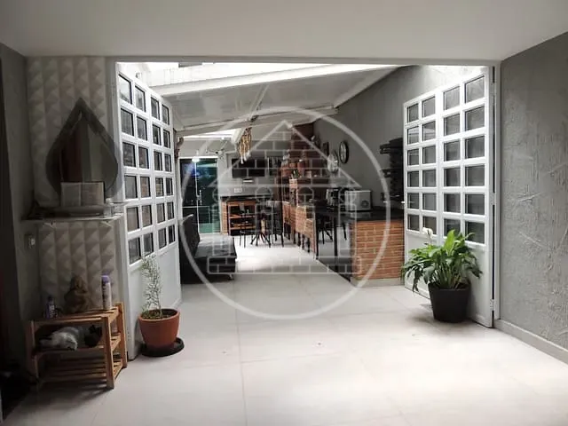 Sobrado com 250m² 3 quartos e 4 banheiros, à venda, no bairro Jardim Los Angeles em São Paulo
