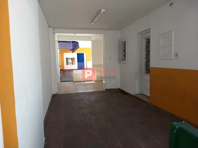 Sobrado com 300m², para alugar, no bairro Campo Belo em São Paulo