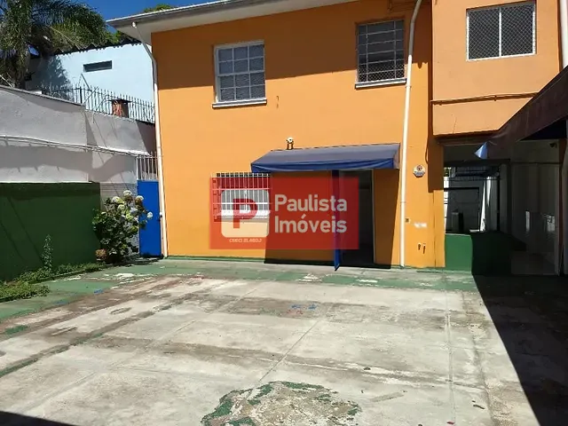 Sobrado com 300m², para alugar, no bairro Campo Belo em São Paulo