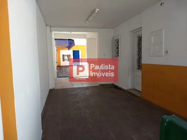 Sobrado com 300m², para alugar, no bairro Campo Belo em São Paulo