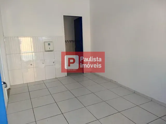 Sobrado com 300m², para alugar, no bairro Campo Belo em São Paulo