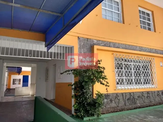 Sobrado com 300m², para alugar, no bairro Campo Belo em São Paulo