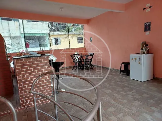 Sobrado com 142m² 3 quartos e 2 banheiros, à venda, no bairro Parque Novo Grajaú em São Paulo