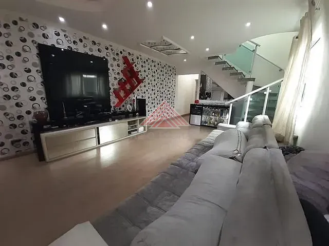 Sobrado com 244m² 3 quartos e 1 banheiro, à venda, no bairro Jardim Mauá em Mauá
