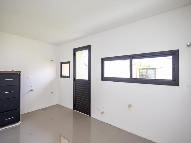 Sobrado com 177m² 3 quartos e 4 banheiros, à venda, no bairro Santa Felicidade em Curitiba