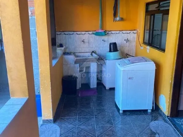 Sobrado com 313m² 3 quartos e 2 banheiros, à venda, no bairro Parque Aliança em Ribeirão Pires