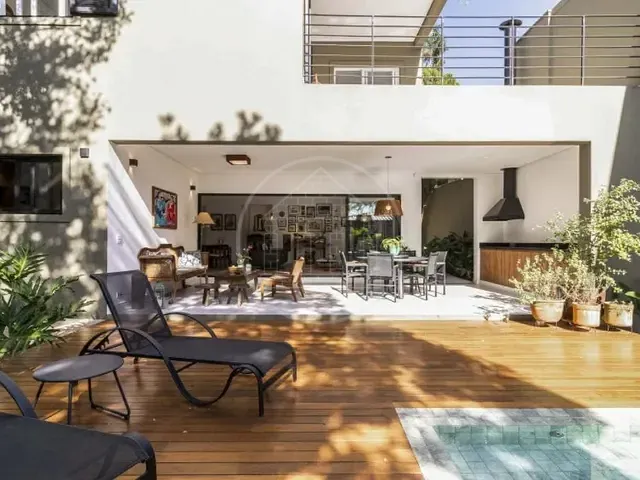 Sobrado com 300m² 3 quartos e 4 banheiros, à venda, no bairro Jardim Petrópolis em São Paulo