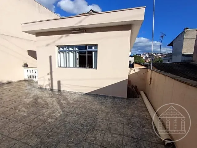 Sobrado com 160m² 2 quartos e 2 banheiros, à venda ou para alugar, no bairro Parque Brasil em São Paulo
