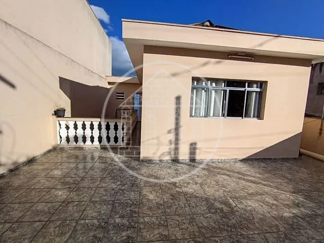 Sobrado com 160m² 2 quartos e 2 banheiros, à venda ou para alugar, no bairro Parque Brasil em São Paulo