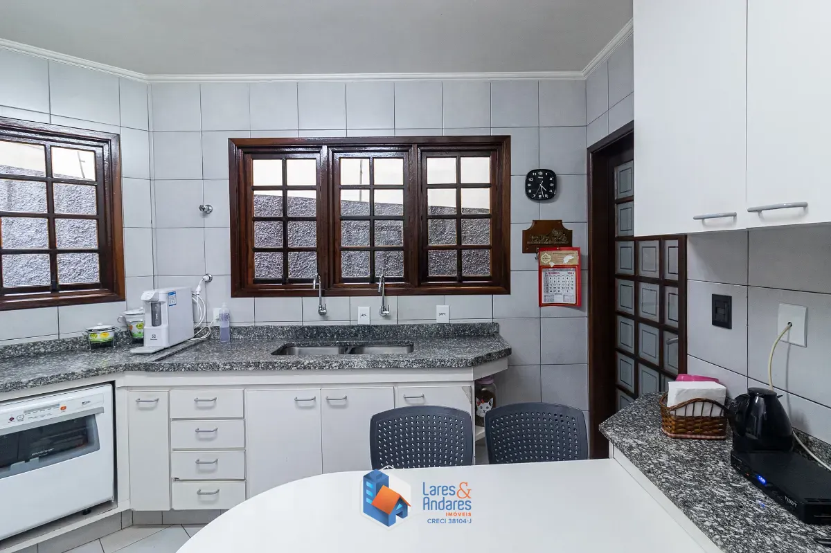 Sobrado, 3 quartos, 262 m² - Foto 8