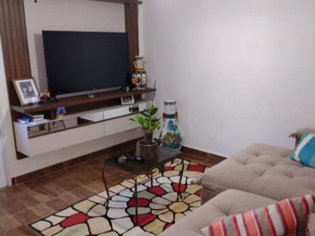 Sobrado com 163m² 7 quartos e 4 banheiros, à venda, no bairro Bussocaba em Osasco
