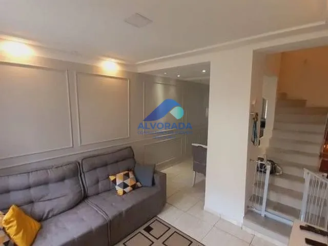 Sobrado com 127m² 2 quartos e 2 banheiros, à venda, no bairro Jardim Limoeiro em São José dos Campos