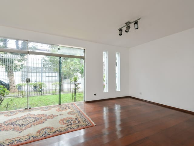 Sobrado com 260m² 4 quartos e 5 banheiros, à venda, no bairro Planalto Paulista em São Paulo