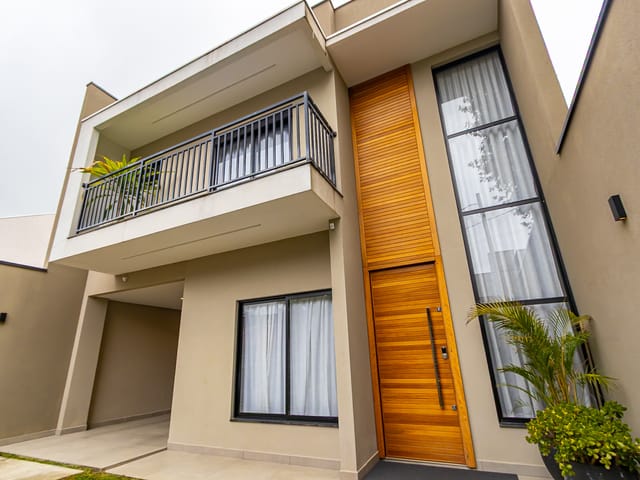 Sobrado com 175m² 3 quartos e 3 banheiros, à venda, no bairro Pineville em Pinhais