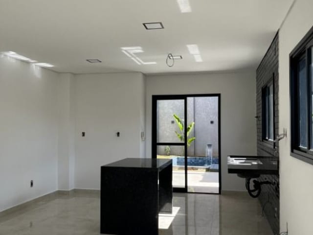 Sobrado com 150m² 3 quartos e 3 banheiros, à venda, no bairro Villas do Jaguari em Santana de Parnaíba