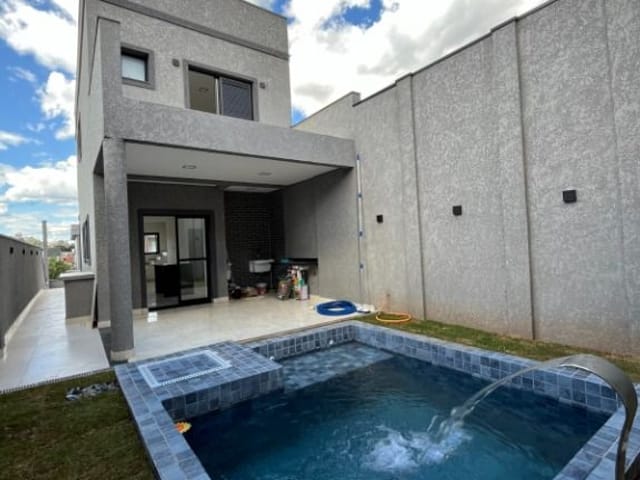 Sobrado com 150m² 3 quartos e 3 banheiros, à venda, no bairro Villas do Jaguari em Santana de Parnaíba