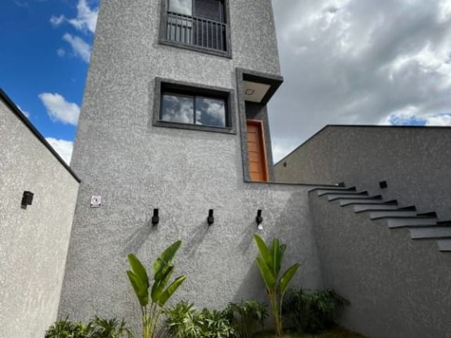 Sobrado com 150m² 3 quartos e 3 banheiros, à venda, no bairro Villas do Jaguari em Santana de Parnaíba