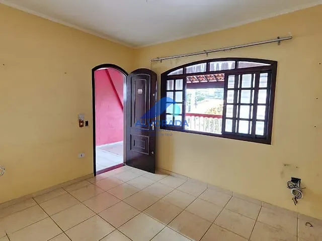 Sobrado com 150m² 3 quartos e 3 banheiros, à venda, no bairro Jardim Santa Inês I em São José dos Campos