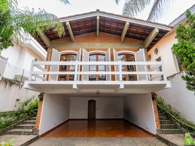 Sobrado com 303m² 3 quartos e 5 banheiros, à venda, no bairro Vila Sônia em São Paulo