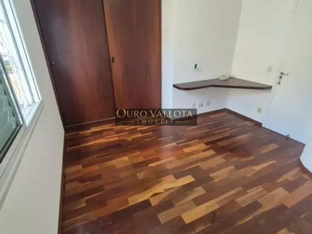 Sobrado 2 quartos e 1 banheiro, à venda, no bairro Vila Bertioga em São Paulo