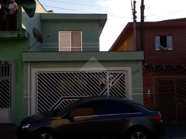 Sobrado com 157m² 3 quartos e 2 banheiros, à venda, no bairro Jardim Guapituba em Mauá