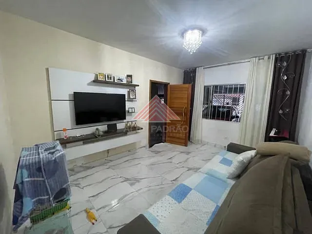 Sobrado com 157m² 3 quartos e 2 banheiros, à venda, no bairro Jardim Guapituba em Mauá