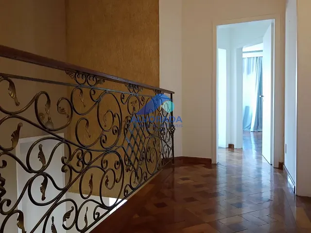 Sobrado com 700m² 4 quartos e 2 banheiros, à venda, no bairro Maria Áurea em Pindamonhangaba