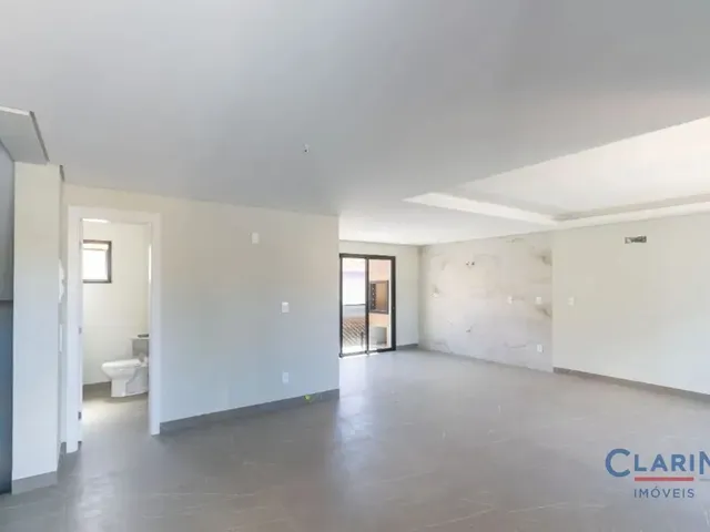 Sobrado 3 quartos e 1 banheiro, à venda, no bairro CENTRO em Campo Largo