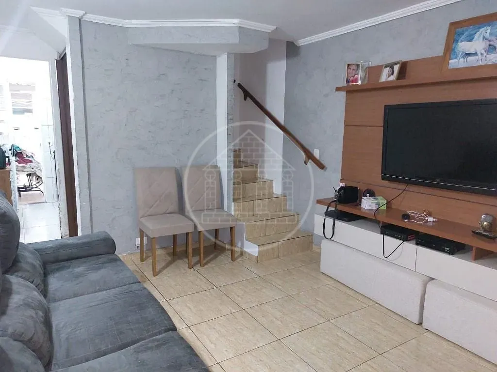 Sobrado, 2 quartos, 230 m² - Foto 1