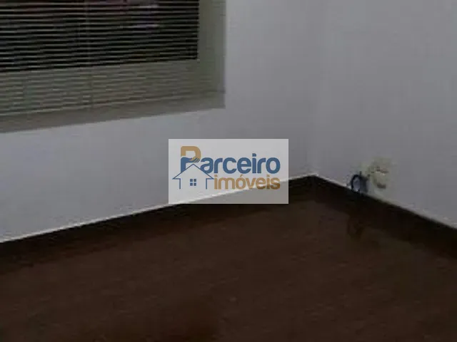 Casa com 240m² 4 quartos e 1 banheiro, à venda, no bairro Jardim Textil em São Paulo