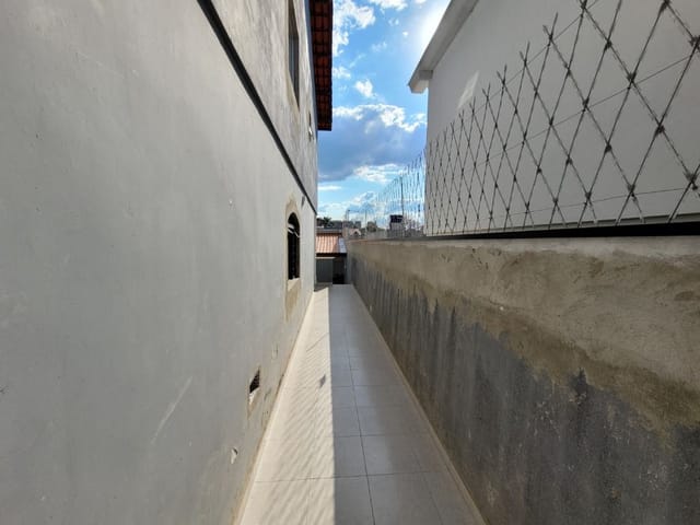 Sobrado com 150m² 3 quartos e 3 banheiros, à venda, no bairro Jardim das Belezas em Carapicuíba