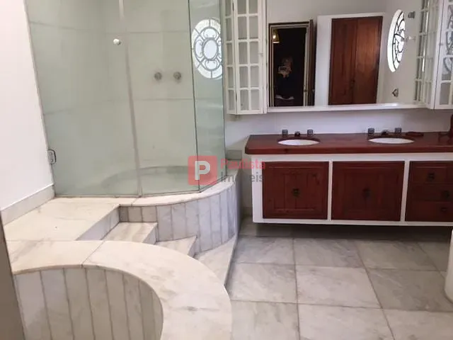 Sobrado com 225m² 3 quartos e 4 banheiros, à venda, no bairro Campo Belo em São Paulo