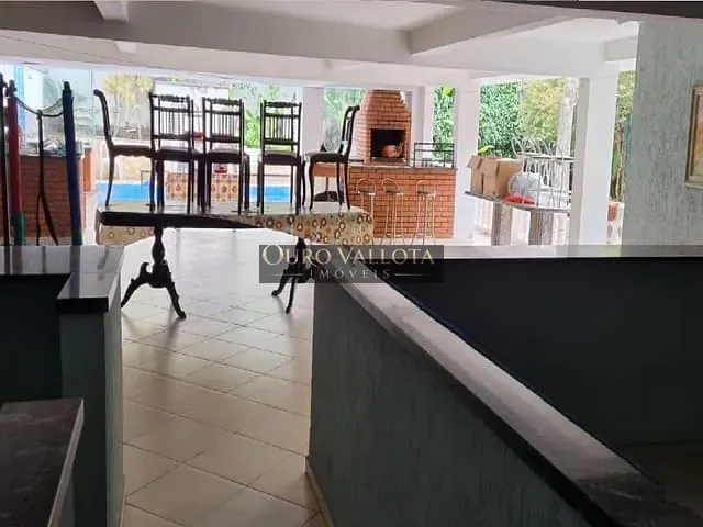 Sobrado com 440m² 4 quartos e 6 banheiros, à venda, no bairro Vila Bertioga em São Paulo
