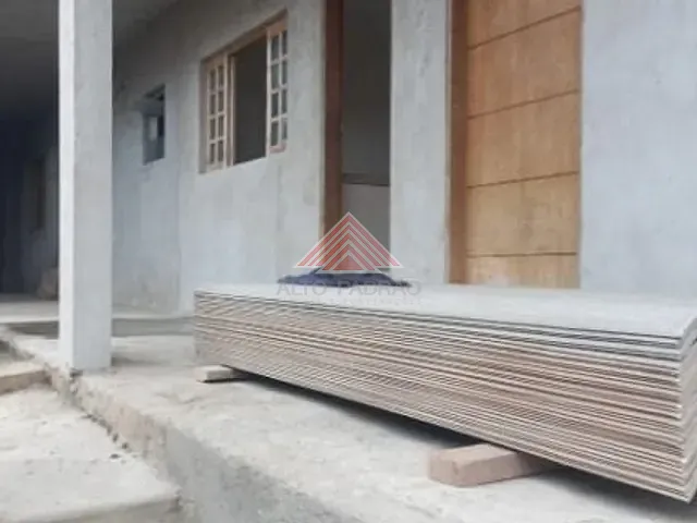 Sobrado com 348m² 5 quartos e 1 banheiro, à venda, no bairro Jardim Mauá em Mauá