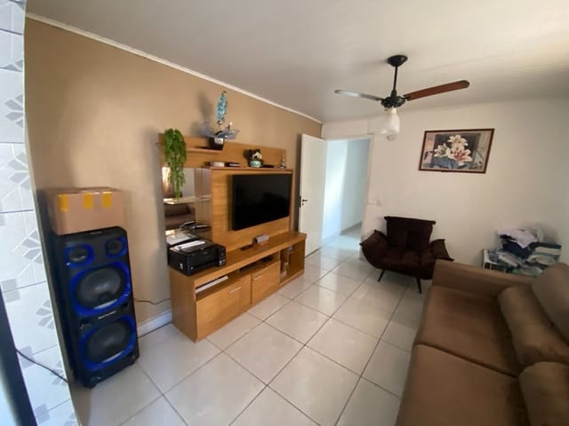 Sobrado com 140m² 3 quartos e 2 banheiros, à venda, no bairro Jardim Isis em Cotia