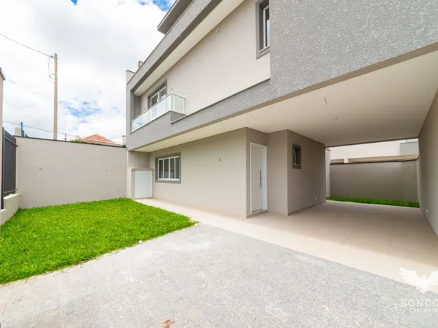 Casa 3 quartos e 4 banheiros, à venda, no bairro Santa Felicidade em Curitiba