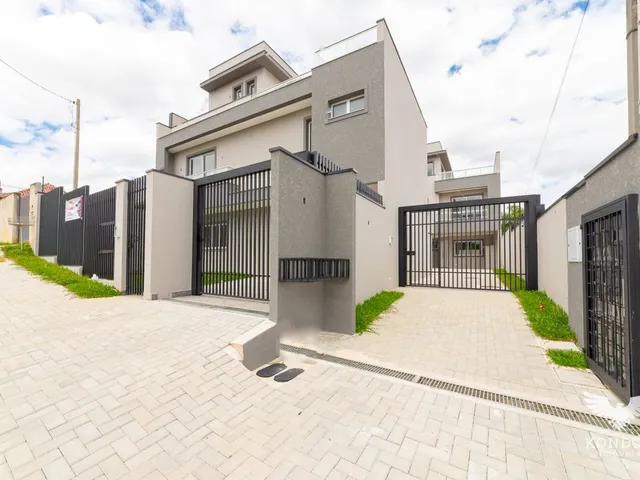 Casa 3 quartos e 4 banheiros, à venda, no bairro Santa Felicidade em Curitiba