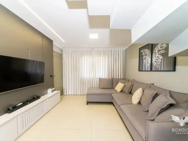 Sobrado com 133m² 3 quartos e 3 banheiros, à venda, no bairro São Braz em Curitiba