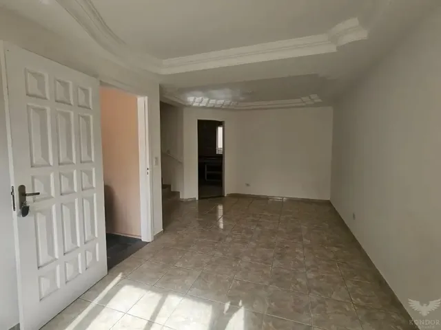 Casa 4 quartos e 3 banheiros, à venda, no bairro Santa Felicidade em Curitiba