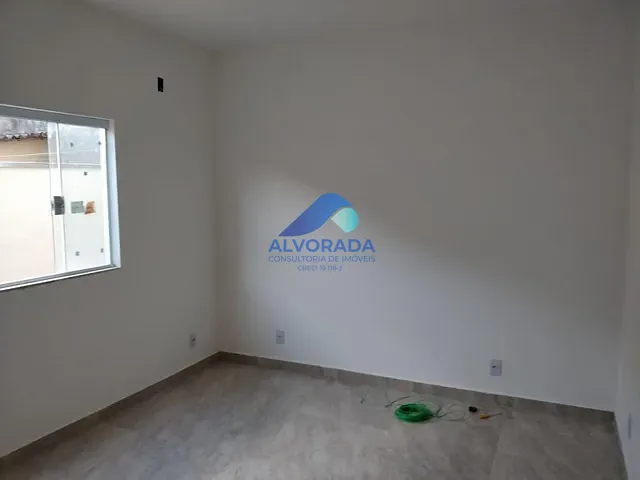 Sobrado com 125m² 4 quartos e 3 banheiros, à venda ou para alugar, no bairro Jardim das Indústrias em São José dos Campos